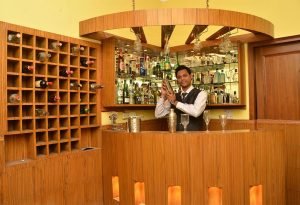 Mock Bar